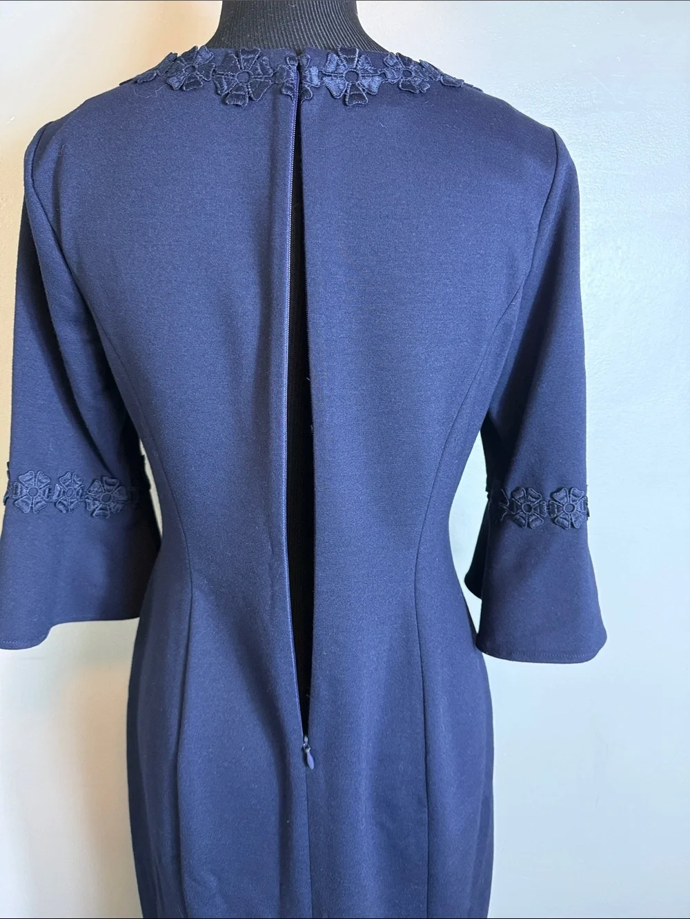 Talbots Navy Floral-Trim Sheath Dress Sz 6P